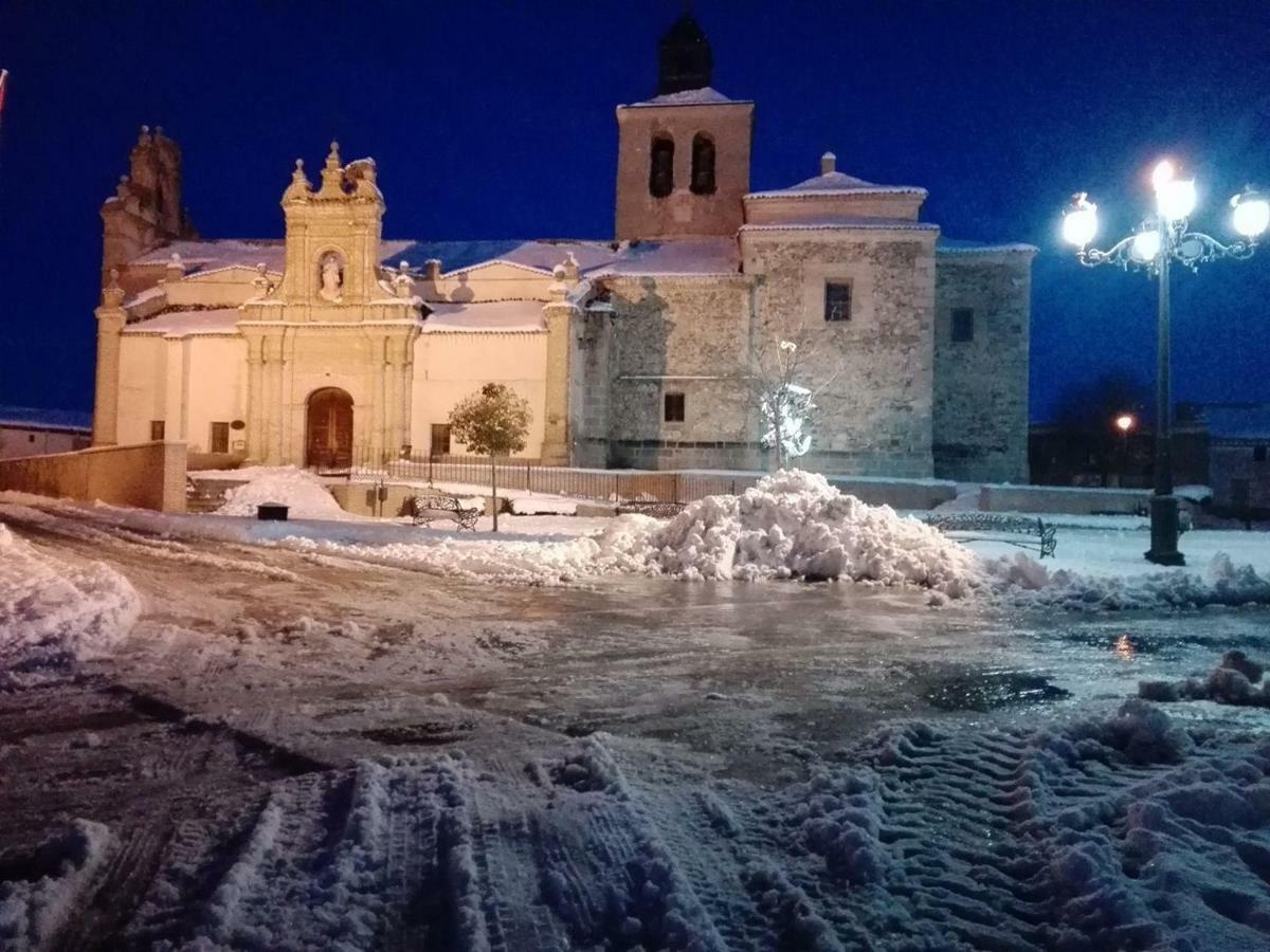 La Casita De Adanero Διαμέρισμα Εξωτερικό φωτογραφία